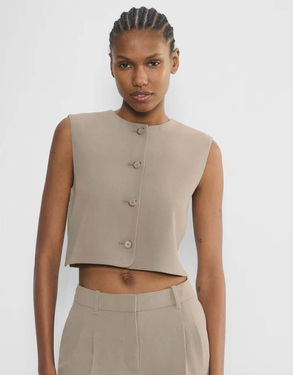Aritzia Babaton Record Vest in Nomad Taupe Size 4